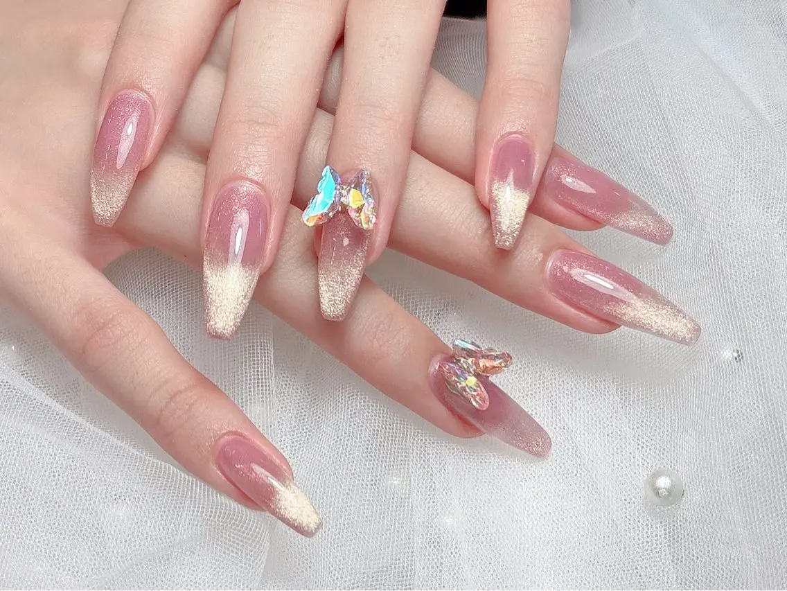 ネイル Bél Nail salonのネイルデザイン