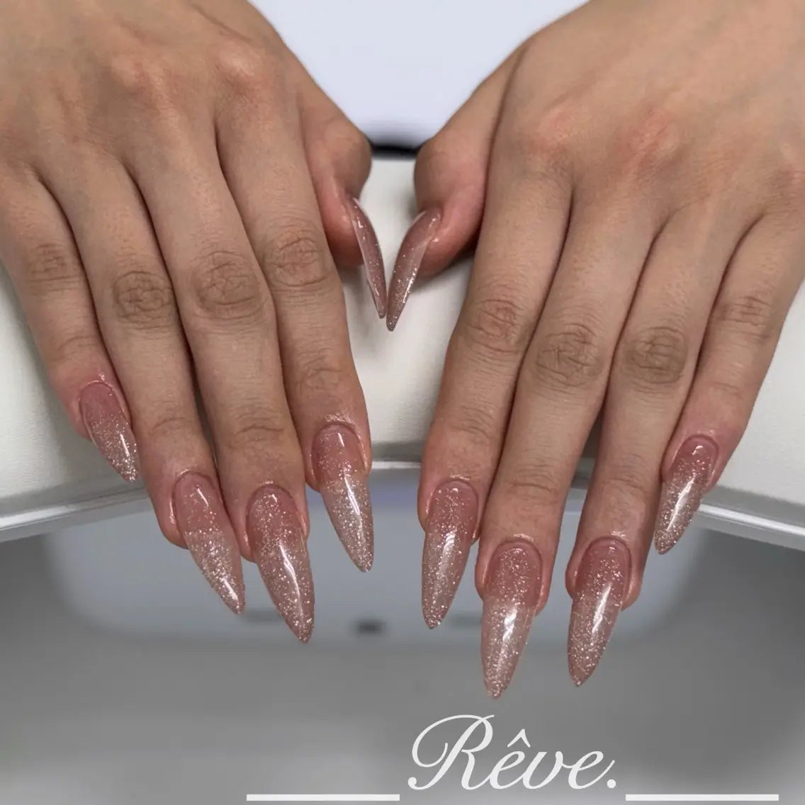 ネイル Reve. 黒澤のネイルデザイン