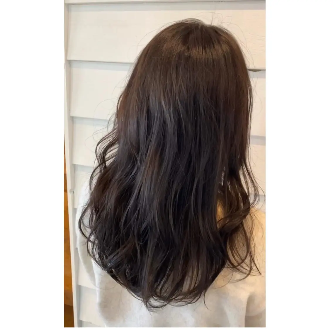 セミロング 逗子葉山 ナオイカイラのヘアスタイル