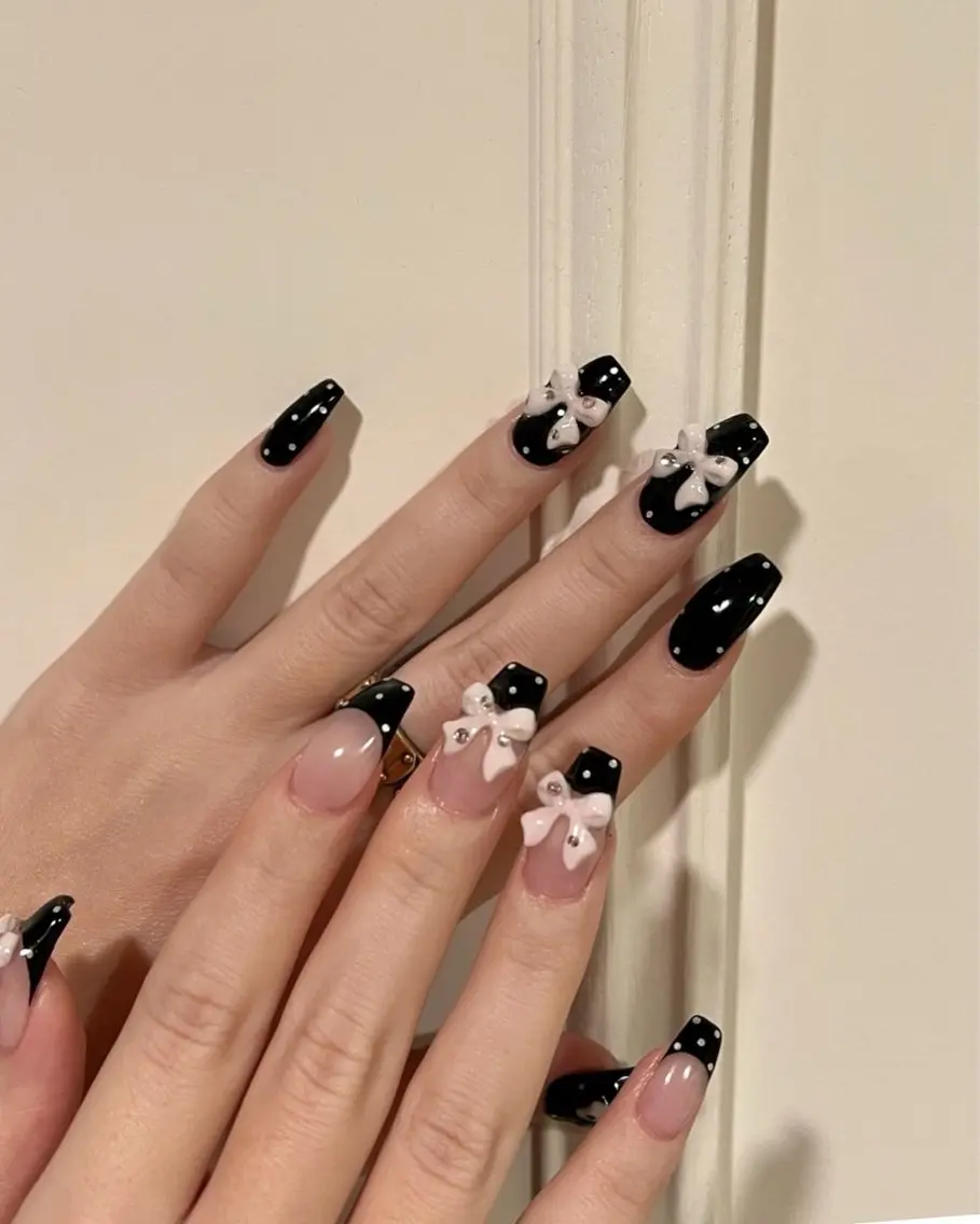 ネイル 韓国ネイル マグネットネイル 持ち込み Mimi Nail_Royalのネイルデザイン