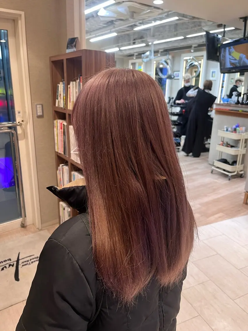 ロング カラー ベージュカラー ブリーチ ピンクカラー ピンクベージュ ヘアカラー dogstar小林諒 パーマ/レイヤーのヘアスタイル