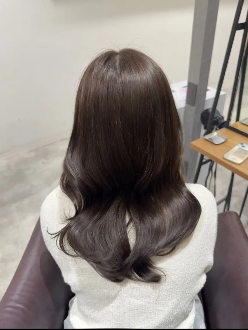 ロング カラー ベージュカラー 透明感カラー ヘーゼル ヘアカラー 紅都🫧水光カラー ブラウンベージュ🫧のヘアスタイル