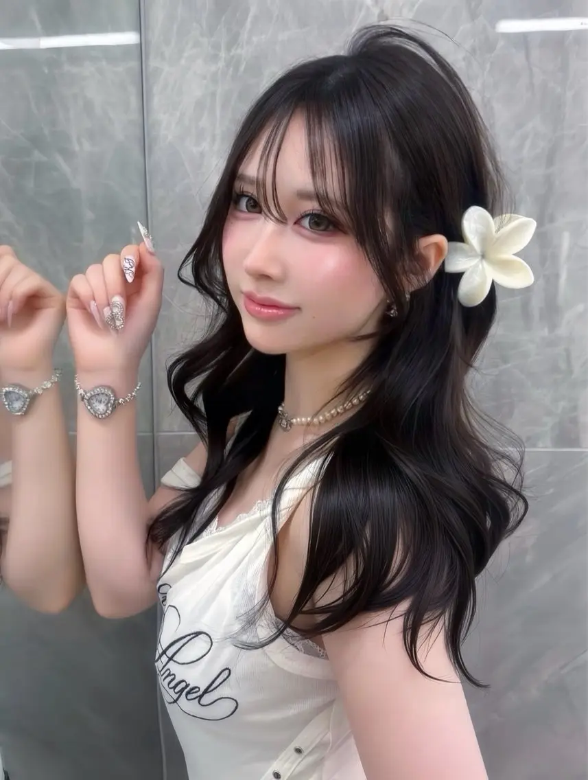 ロング カラー 🩷ワンホンヘア 叶えます🩷Airiのヘアスタイル