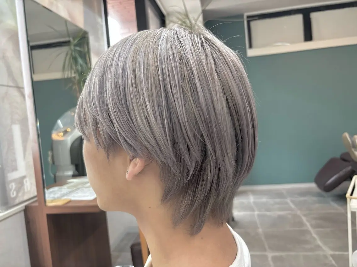 カラー 長内 大明のヘアスタイル