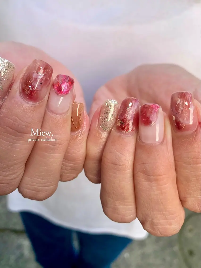 ネイル ボルドー Mina🫧 【Miew.】のネイルデザイン
