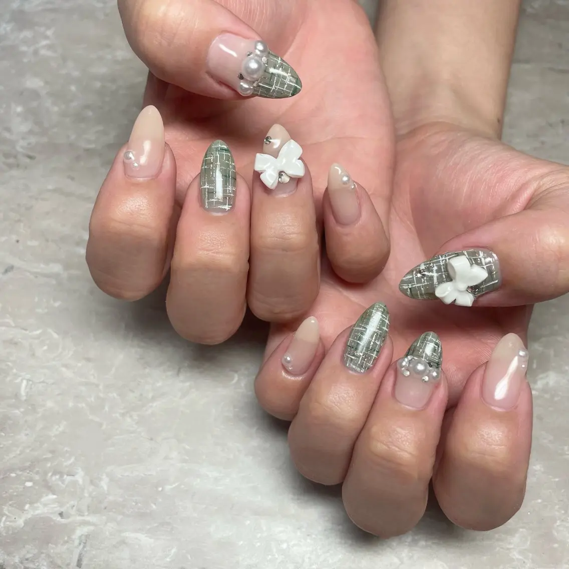 ネイル グリーン リボン ツイードネイル EPICHA NAILのネイルデザイン