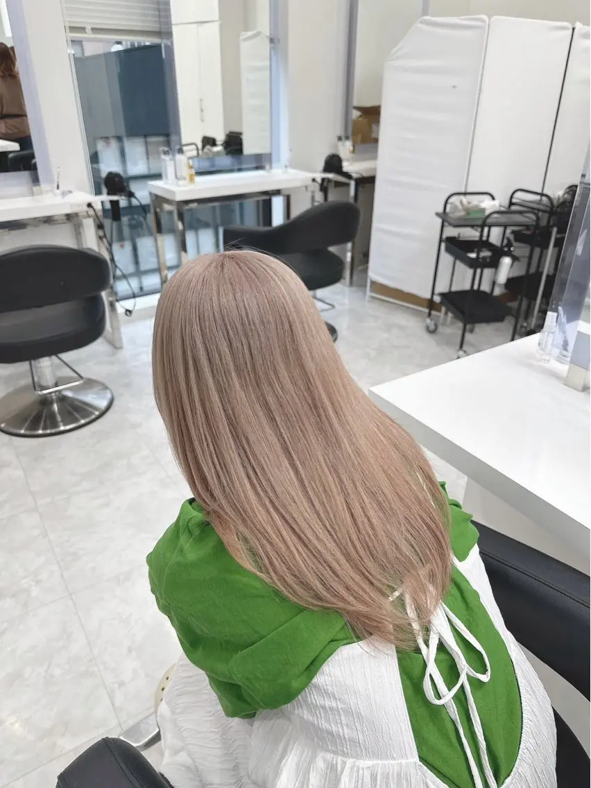 ロング カラー ヘアカラー トリートメント ヘアセット 色落ち綺麗🩰ハイ トーン🎀RINKAのヘアスタイル
