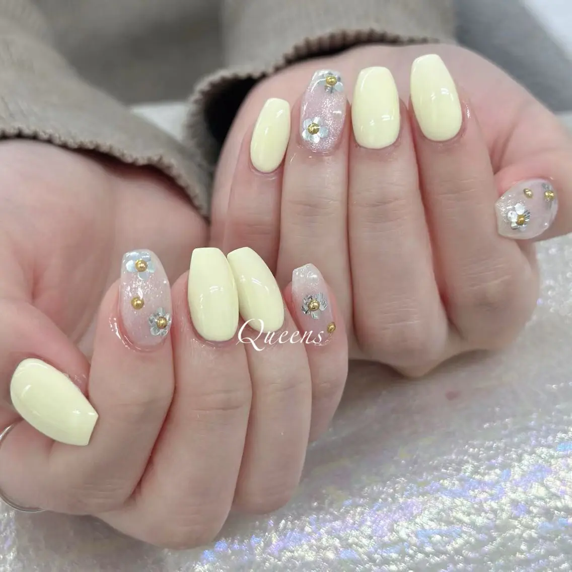 ネイル ハンドネイル Queens テイのネイルデザイン