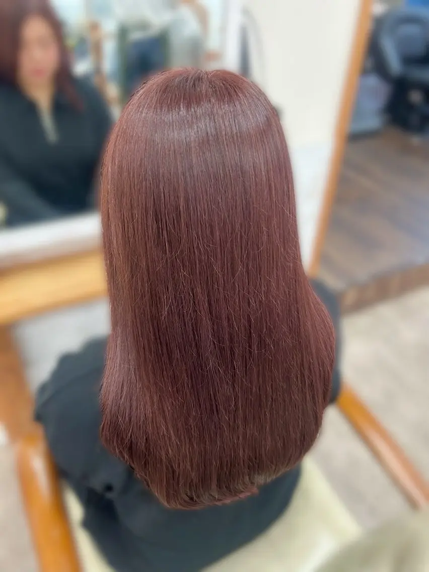 ロング ピンクブラウン Lucia ✨のヘアスタイル
