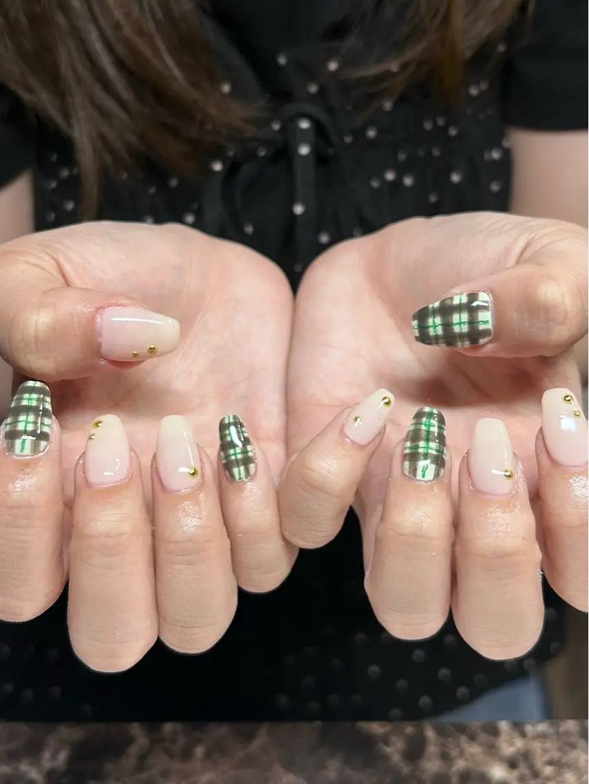 ネイル ハンドネイル IROHA NAIL 愛音のネイルデザイン