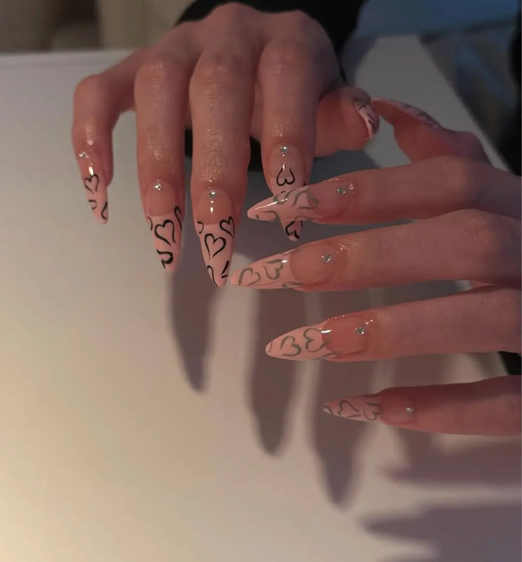 ネイル ハンドネイル NiJi Nailsのネイルデザイン