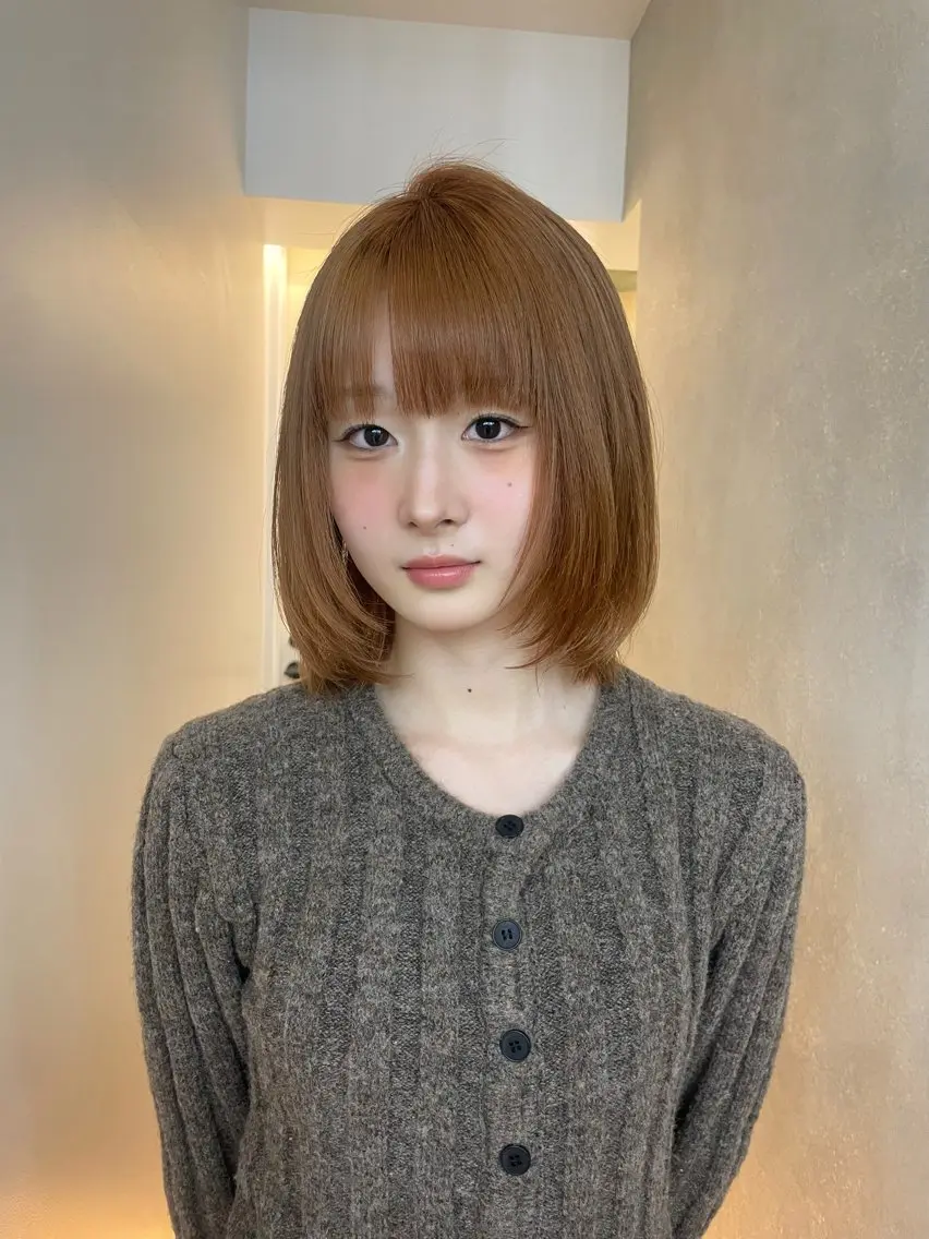 カラー ハイトーン/デザイン ハッシュカット/セナのヘアスタイル