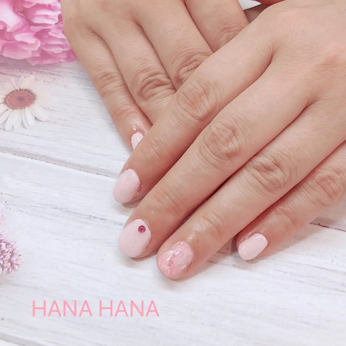 ネイル ジェルネイル HANAHANAのネイルデザイン