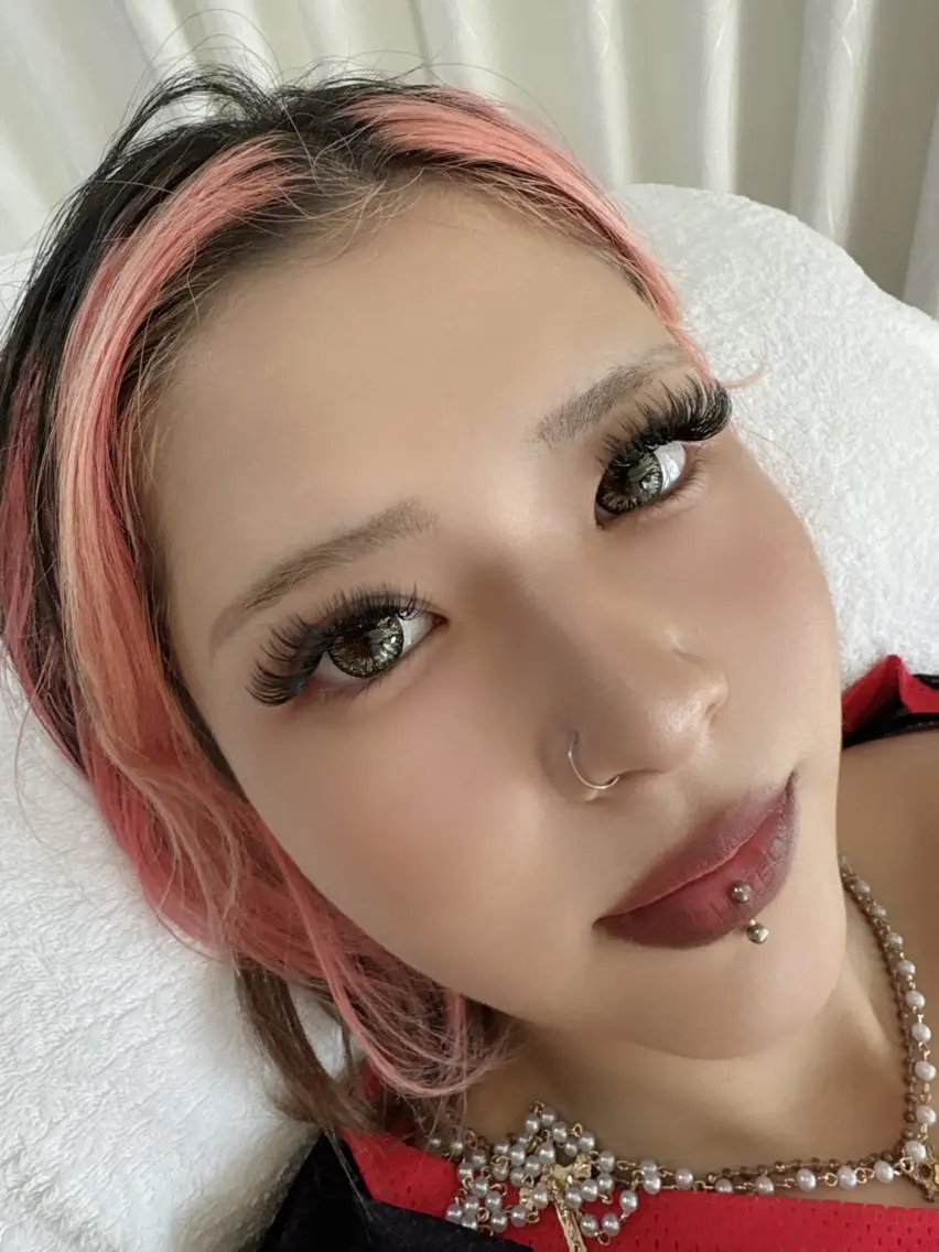 マツエク・マツパ 付け放題 伊藤名紬 マツエク専門のマツエク・マツパデザイン