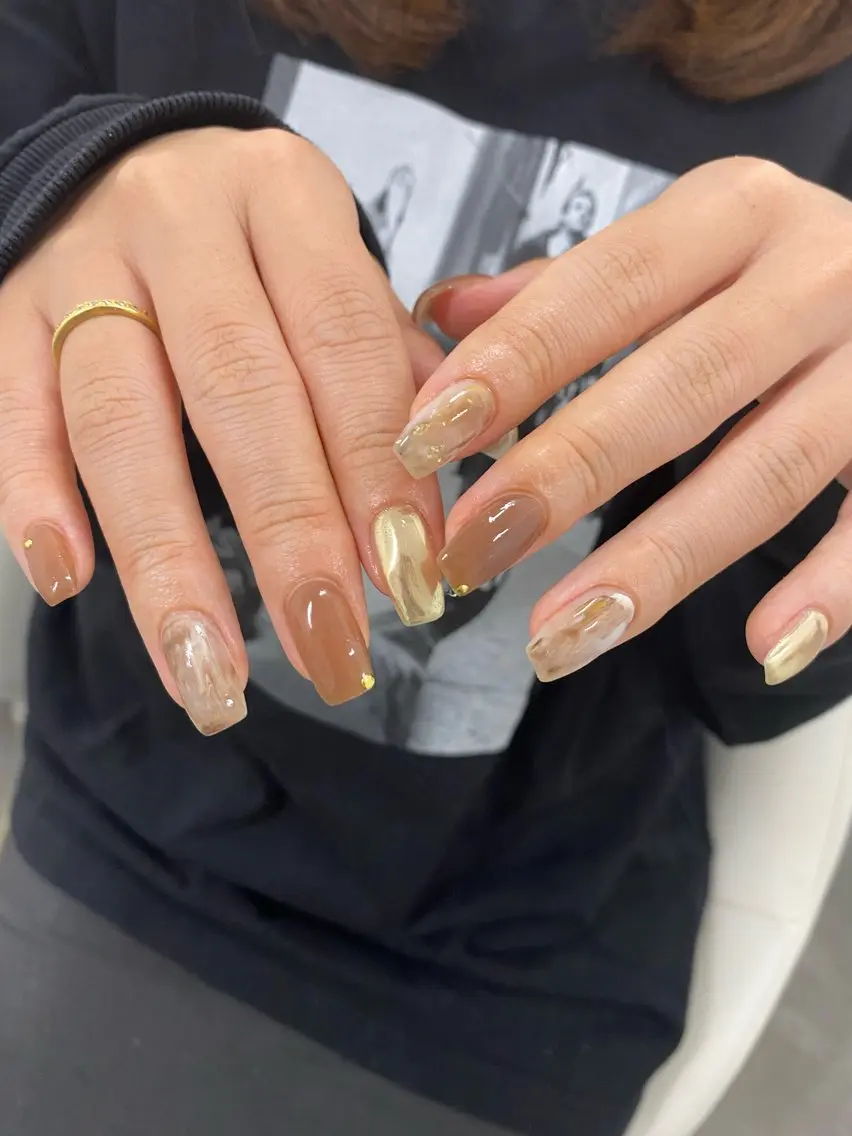 ネイル アートネイル ブラウン 持ち込み ニュアンスネイル REINA ルレイル心斎橋のネイルデザイン