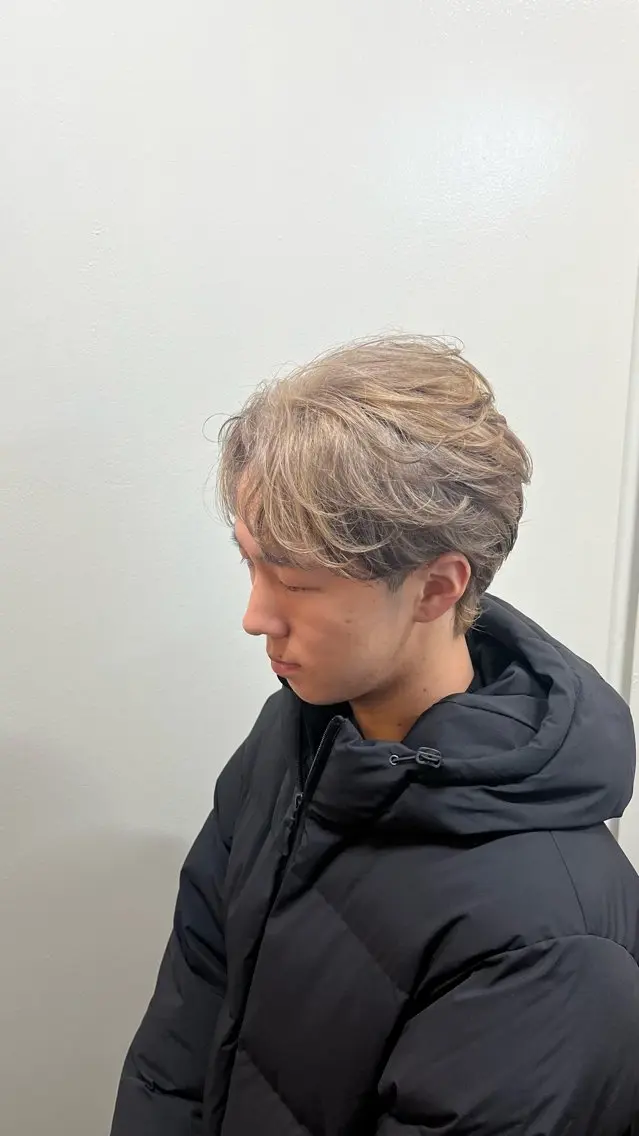 ショート カラー メンズ メンズハイトーン メンズ韓国風 メンズパーマ ベージュカラー ショコラベージュ 🦄カイ/メンズ 韓国ヘア/メイク🦄のヘアスタイル
