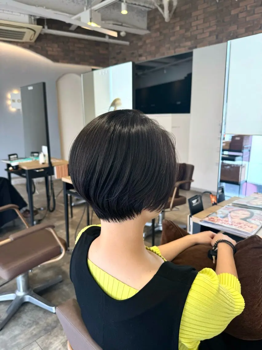 ショート くびれヘア ショートヘア 髪質改善/レイヤー /ボブ/中村莞太朗のヘアスタイル