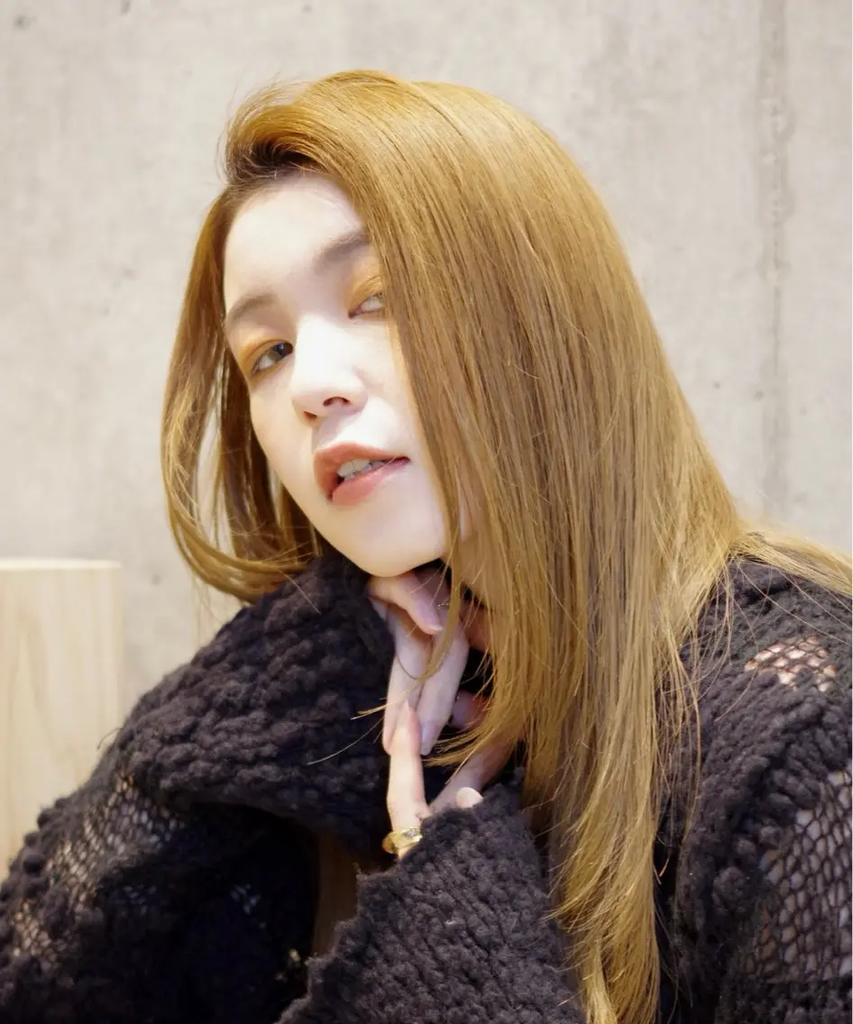 ロング カラー 顔周りカット レイヤーカット ロング 西川 賢一のヘアスタイル