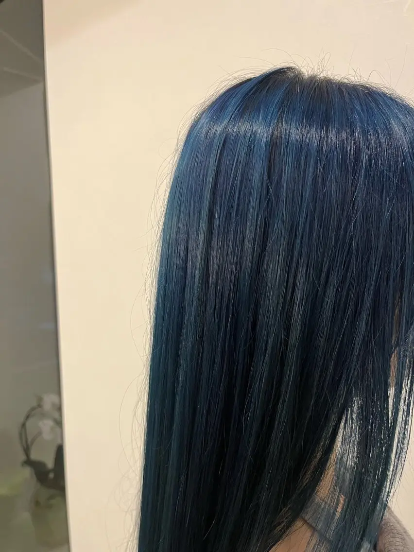カラー ブルーカラー 小川 翔友空のヘアスタイル