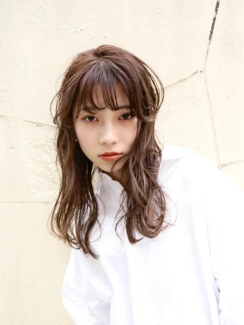 セミロング カラー カット ヘアカラー トリートメント ハイトーン/レイヤー /ウルフ⭐️永田⭐️のヘアスタイル