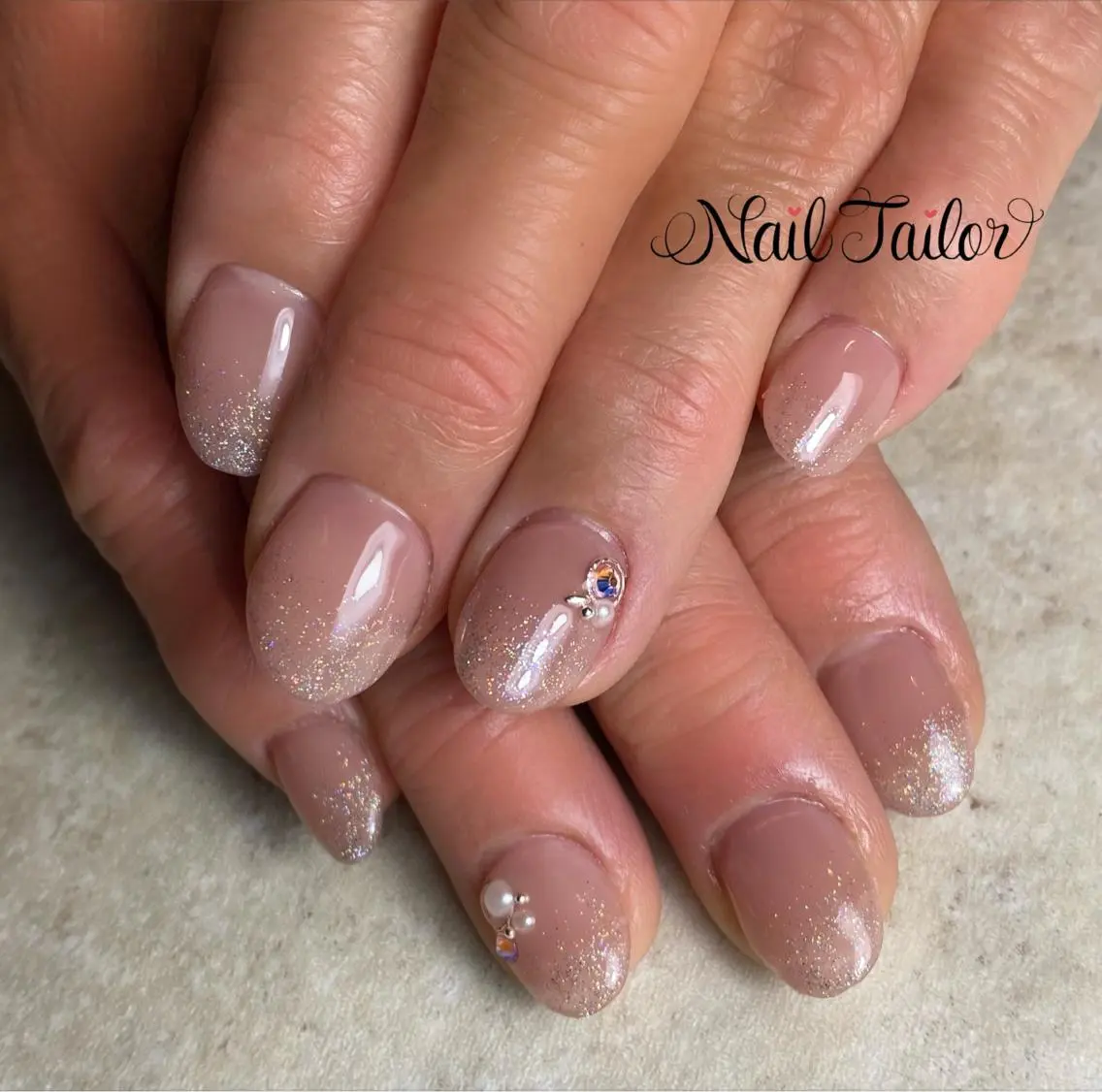 ネイル 入学式 長さ出し グラデーション 卒業式 ラメ(グリッター) NailTailor ネイルテイラーのネイルデザイン