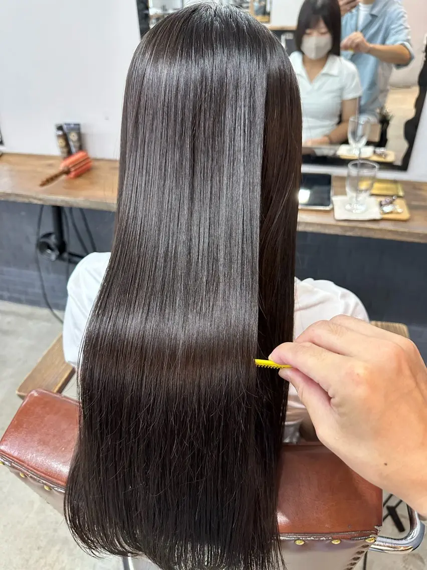 ロング 髪質改善 なるお 髪質改善ストレートのヘアスタイル