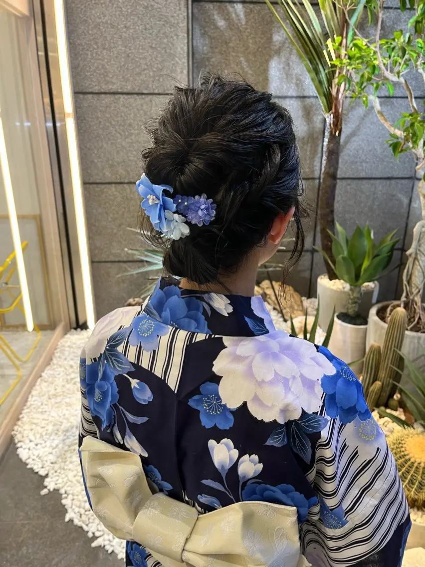 ヘアアレンジ ∴Sanae. ∴ トータルビューティーのマツエク・マツパデザイン