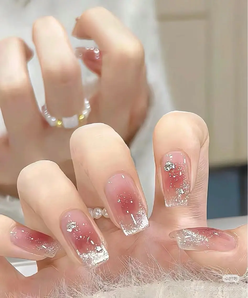 【話題！トレンドno1】🍓チックネイル＋マグネットフレンチの写真