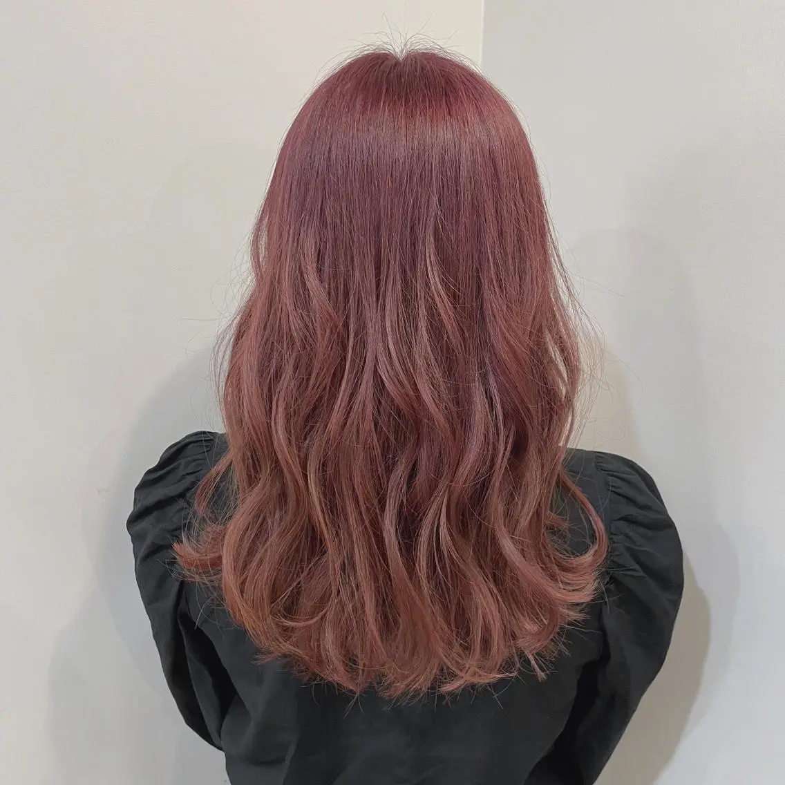 ロング カラー ピンクカラー Lolonois梅田 /Okazaki:)のヘアスタイル