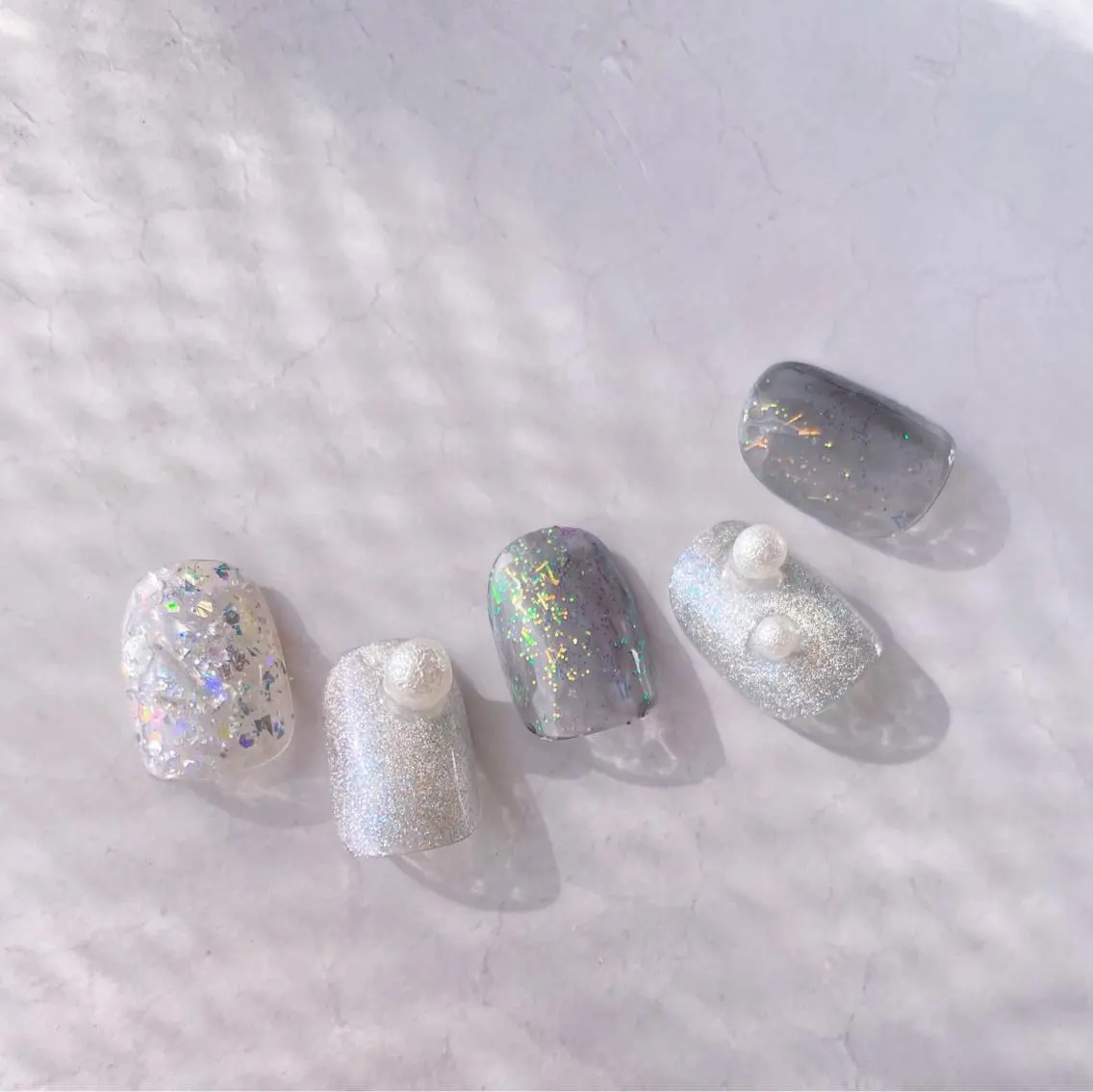 ネイル キラキラネイル ニュアンスネイル ショートネイル シンプルネイル & BE nail アンドビーネイルのネイルデザイン