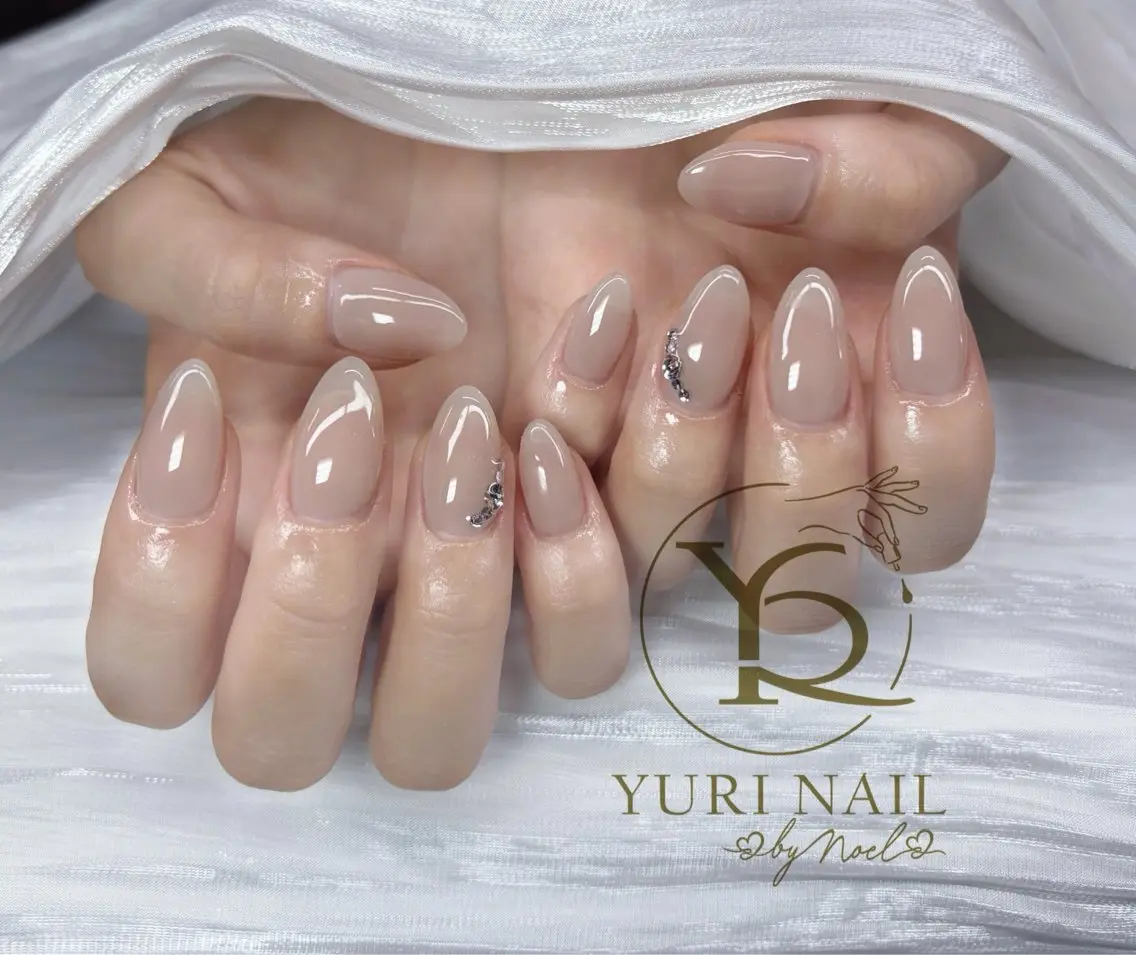 ネイル ハンドネイル フットネイル ハンドケア YURI Nail NARITAのネイルデザイン