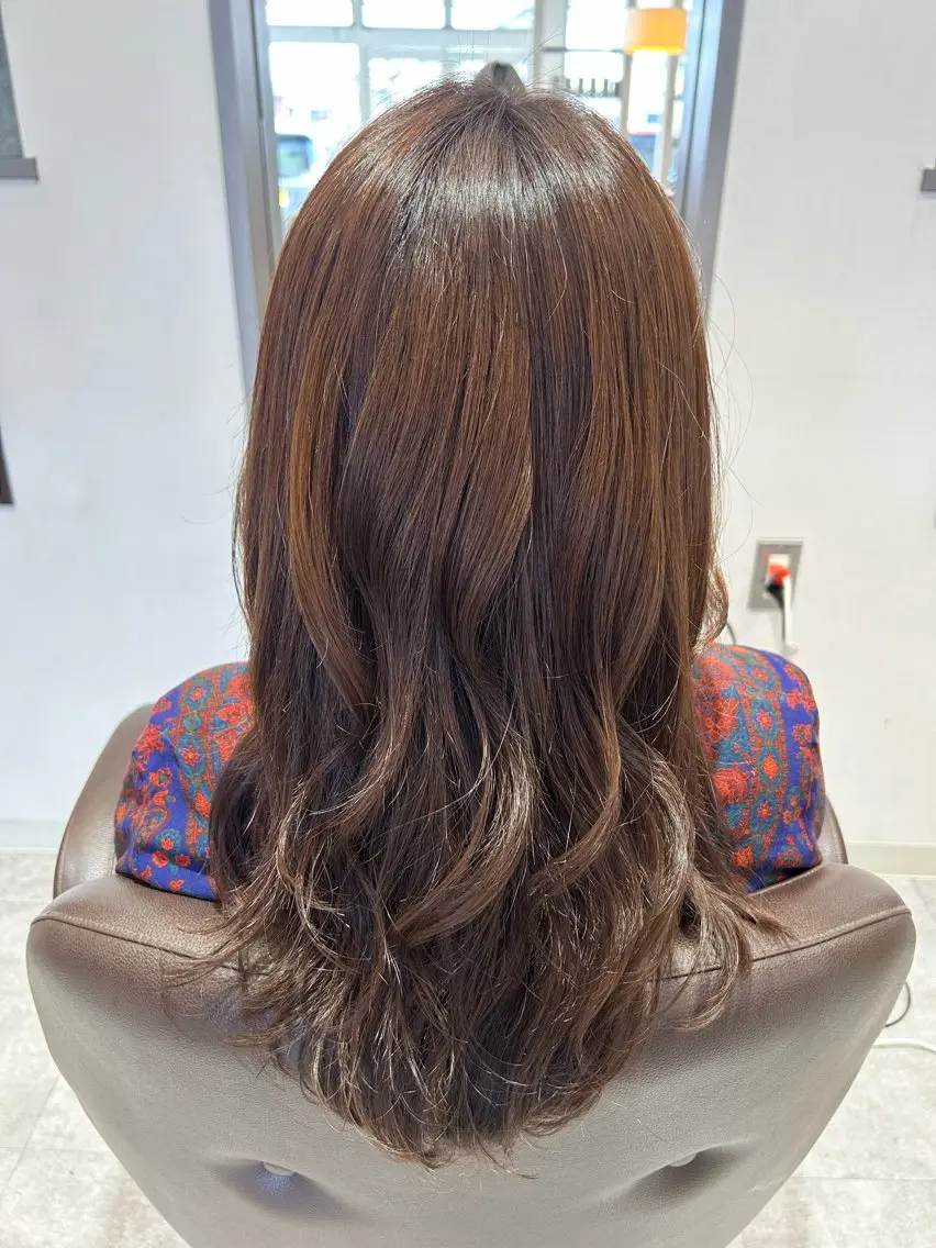 ロング カラー 大西 葵のヘアスタイル