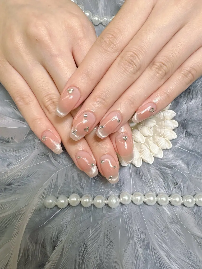 ネイル チークネイル ハンドネイル Pretty Nail Salonのネイルデザイン