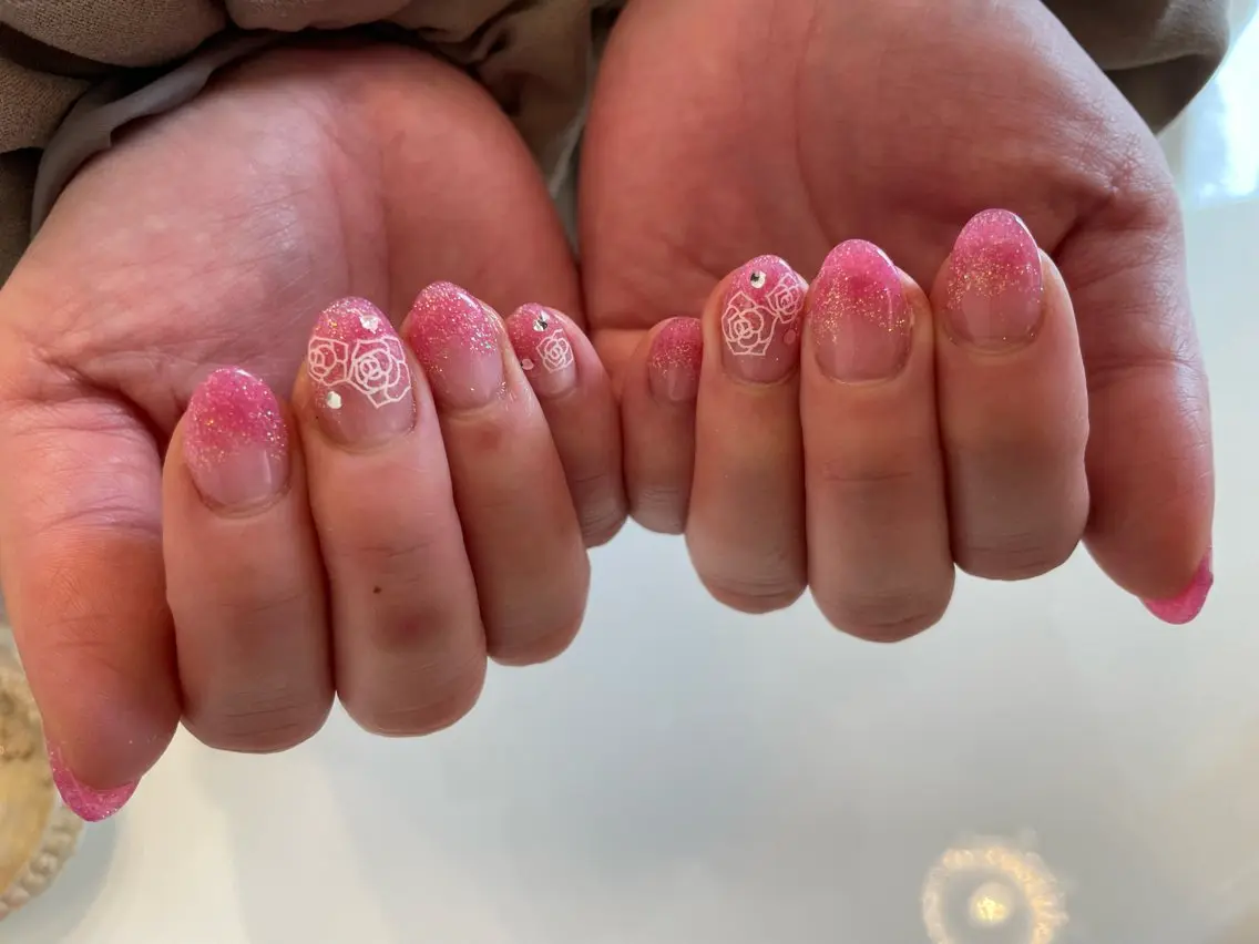ネイル ♡ビジュール♡ NAIL &まつ毛のマツエク・マツパデザイン