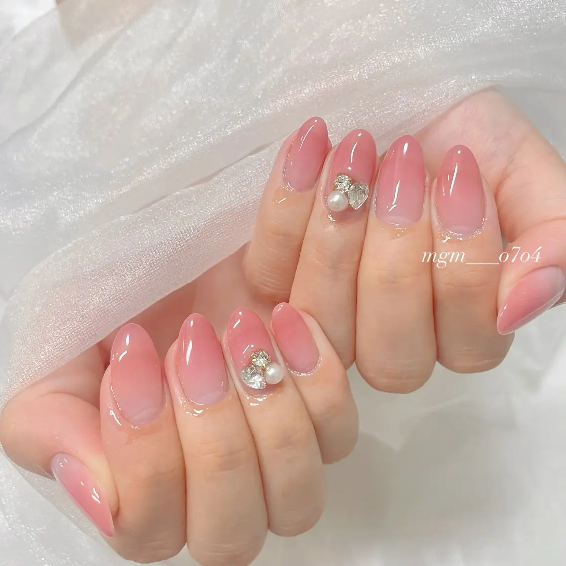 ネイル ハンドネイル ハンドケア MoON...❤︎ MeGuのネイルデザイン
