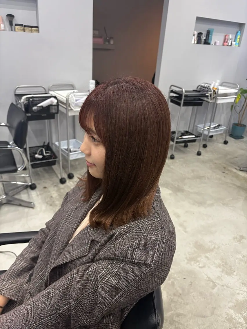 セミロング 南桑 由芽のヘアスタイル