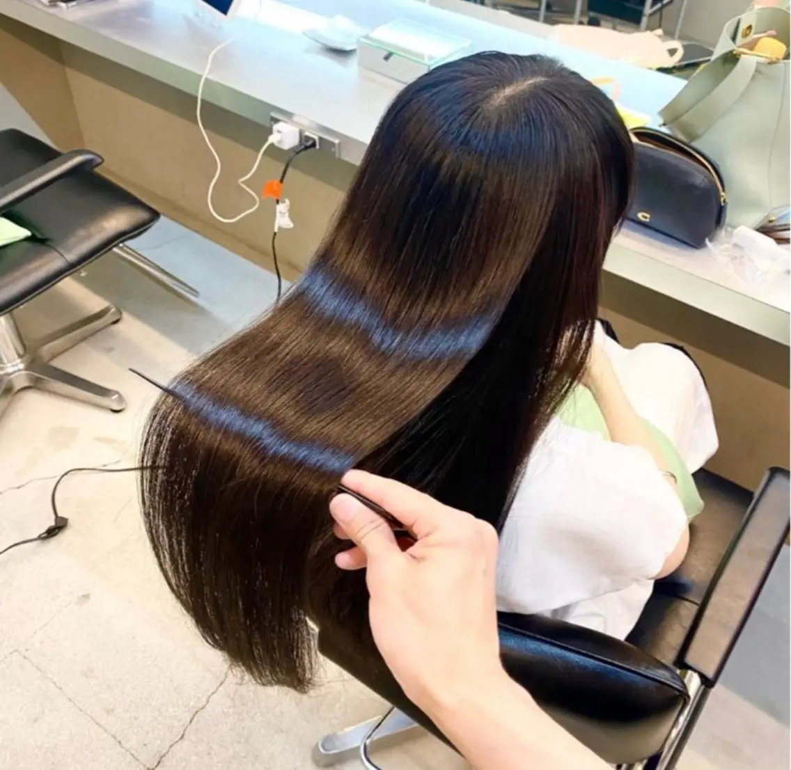 ロング パーマ 伸ばしかけ 縮毛矯正 酸性ストレート ストレートパーマ 縮毛矯正 艶髪と透明感を ‼️/若林のヘアスタイル