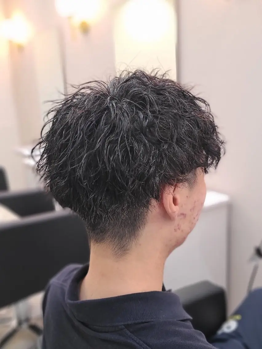 ショート メンズ パーマ カット パーマ 桐島 令奈のヘアスタイル