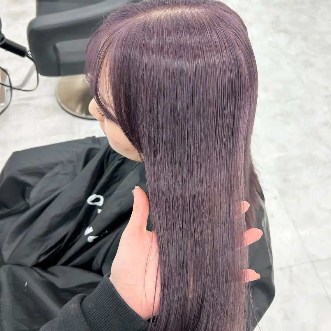 セミロング ヘアカラー トリートメント 淡色ラベンダー♡ ニーナ🎀🦙のヘアスタイル
