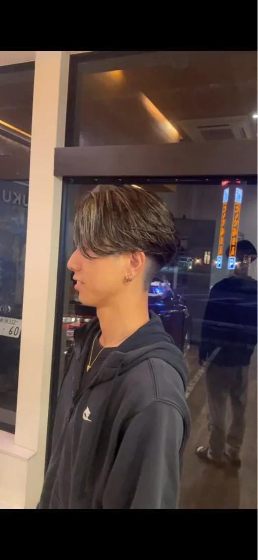 パーマ メンズ センターパート メンズパーマ ツーブロック ニュアンスパーマ カット パーマ 齋藤 大輔のヘアスタイル