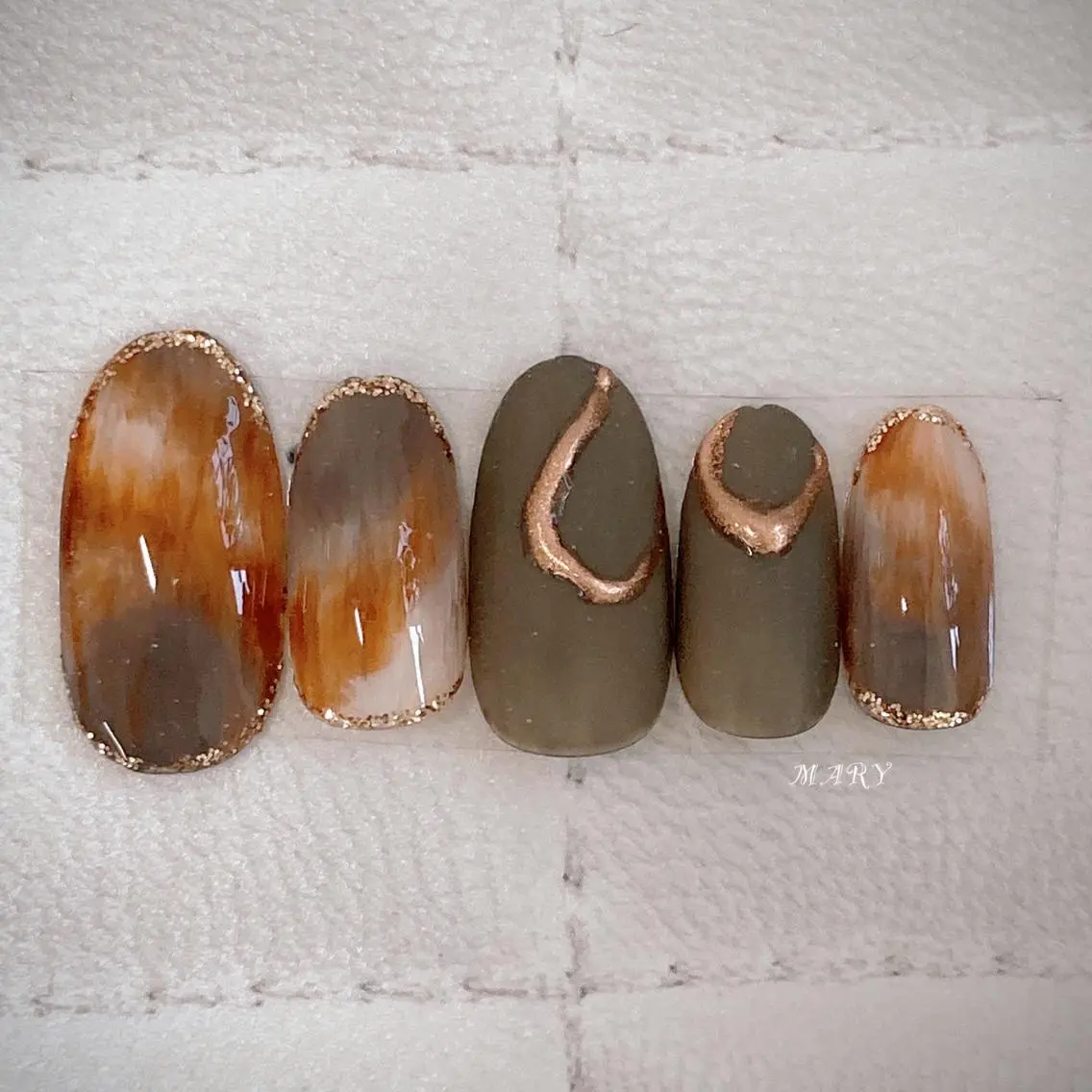 ネイル マットネイル ミラーネイル ニュアンスネイル ワンカラーネイル ハンドネイル Mary nail .narumiのネイルデザイン