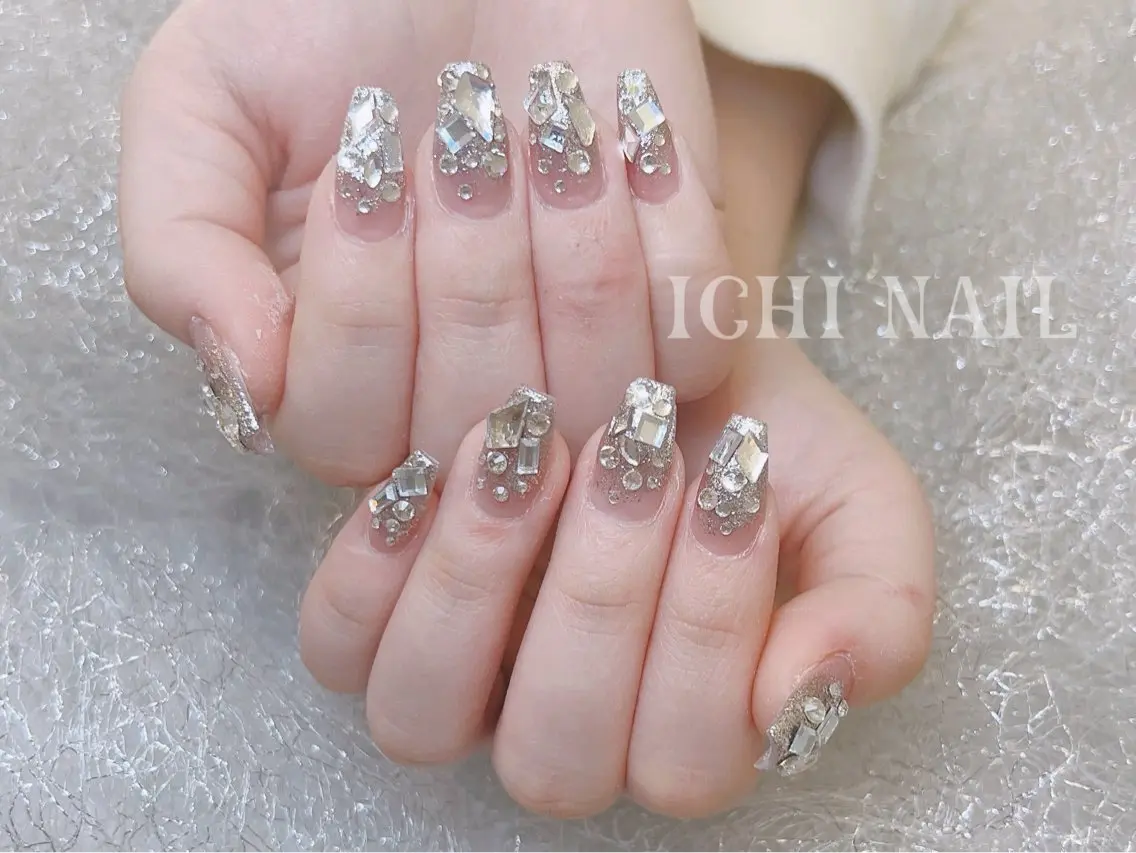 ネイル ハンドネイル 🧚🏻‍♀️ NOHA🎀のネイルデザイン