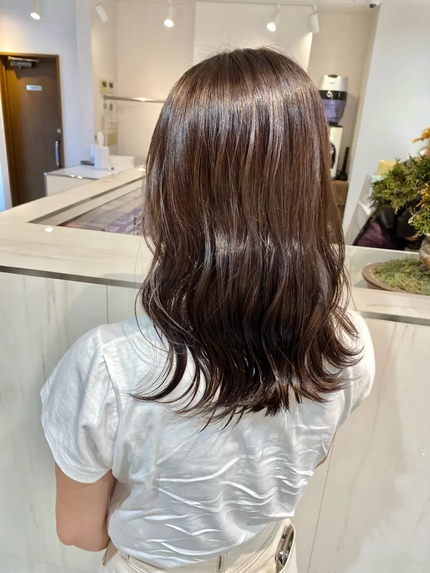 セミロング カラー 徳澤 一真のヘアスタイル