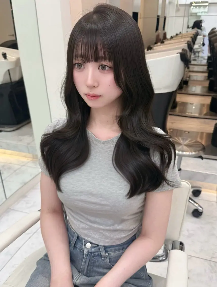 ロング カット ヘアカラー トリートメント ️いさき/透明感 /レイヤーカットのヘアスタイル