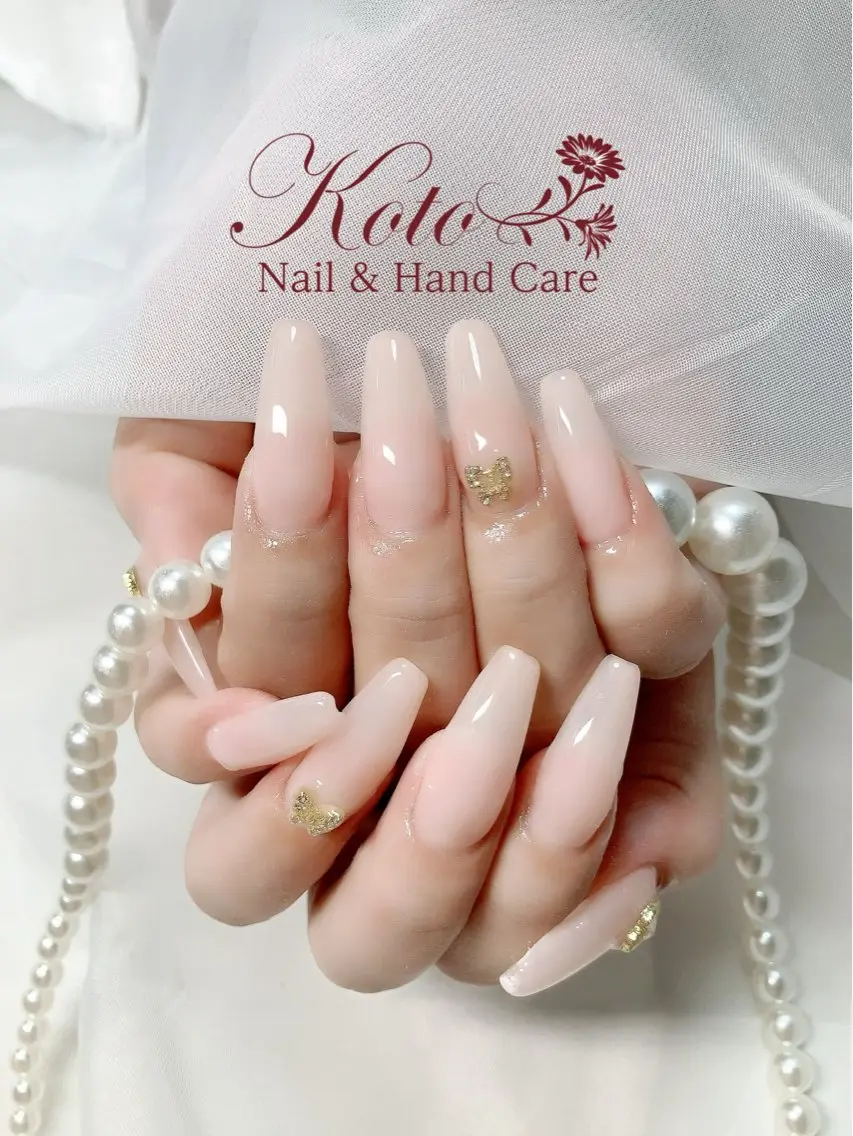 ネイル 長さ出し ジェルネイル 持ち込み ニュアンスネイル 赤色 ハンドネイル Nail Salon KOTOのネイルデザイン