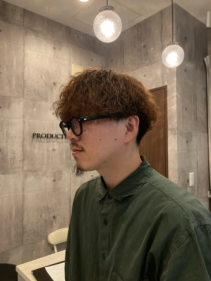 ショート パーマ メンズ マッシュ 波巻きパーマ カット パーマ ハマノ ミユのヘアスタイル