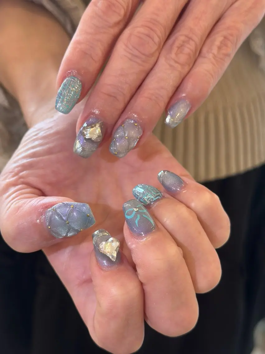 ネイル NAIL Alaia ☆AIのネイルデザイン