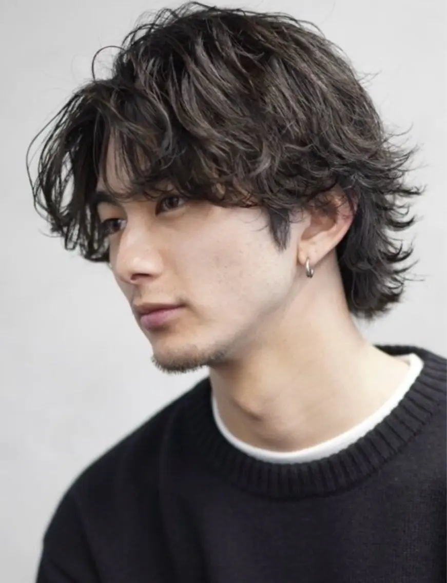 ミディアム パーマ fifth原宿 AiRi🧸のヘアスタイル