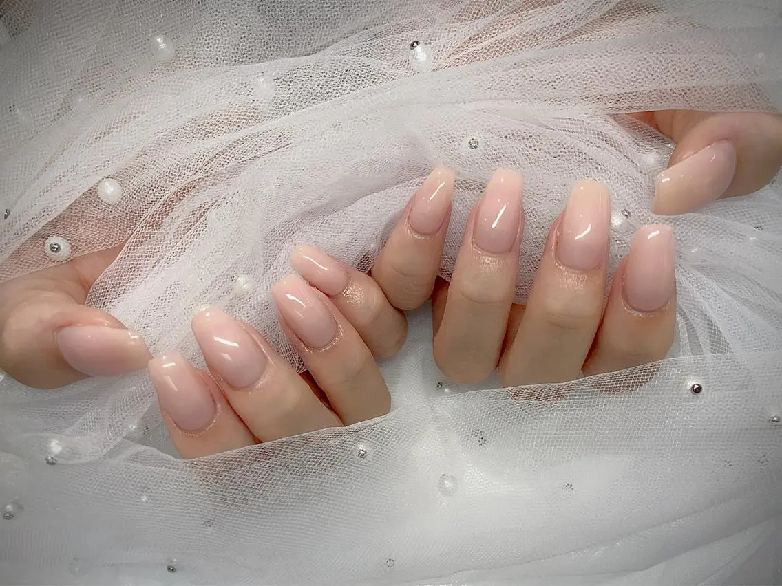 ネイル I-nailロング /ワンホン/キラキラのネイルデザイン