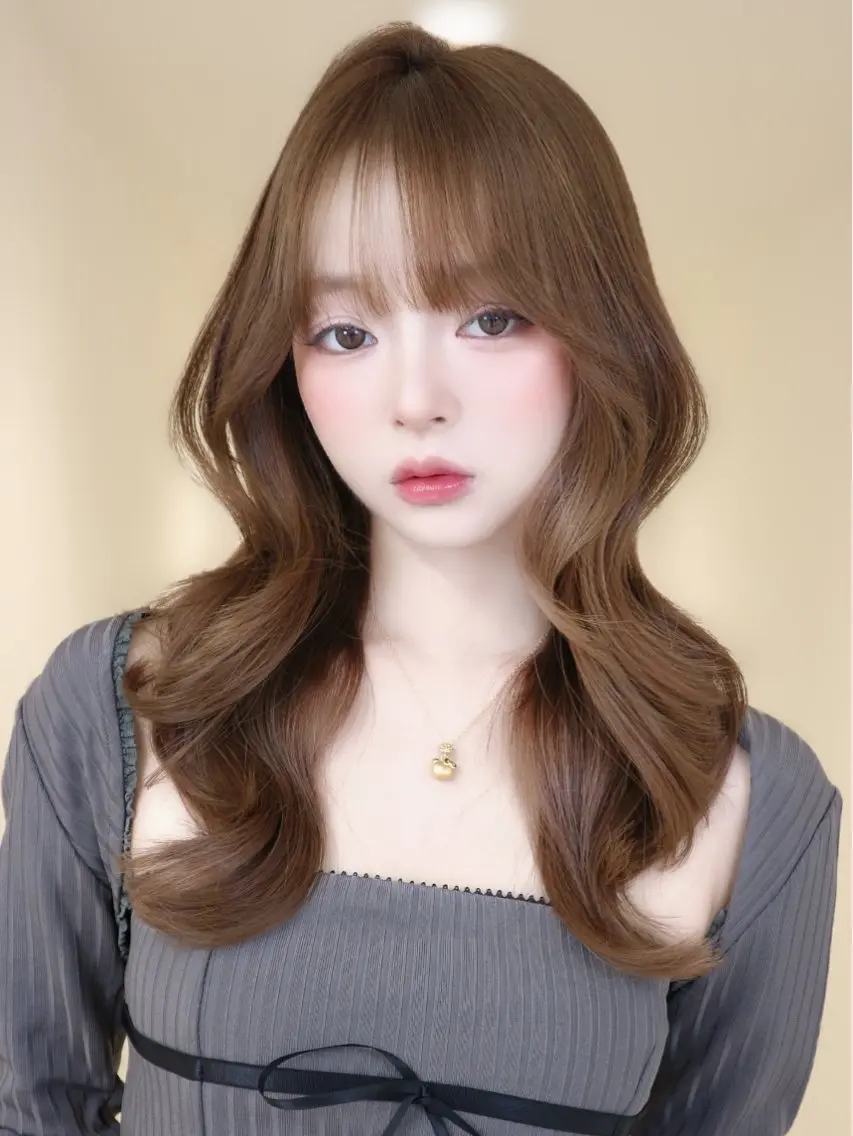 ロング リコ ハッシュカット 韓国レイヤーのヘアスタイル
